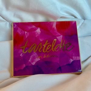 Tartelette In Bloom